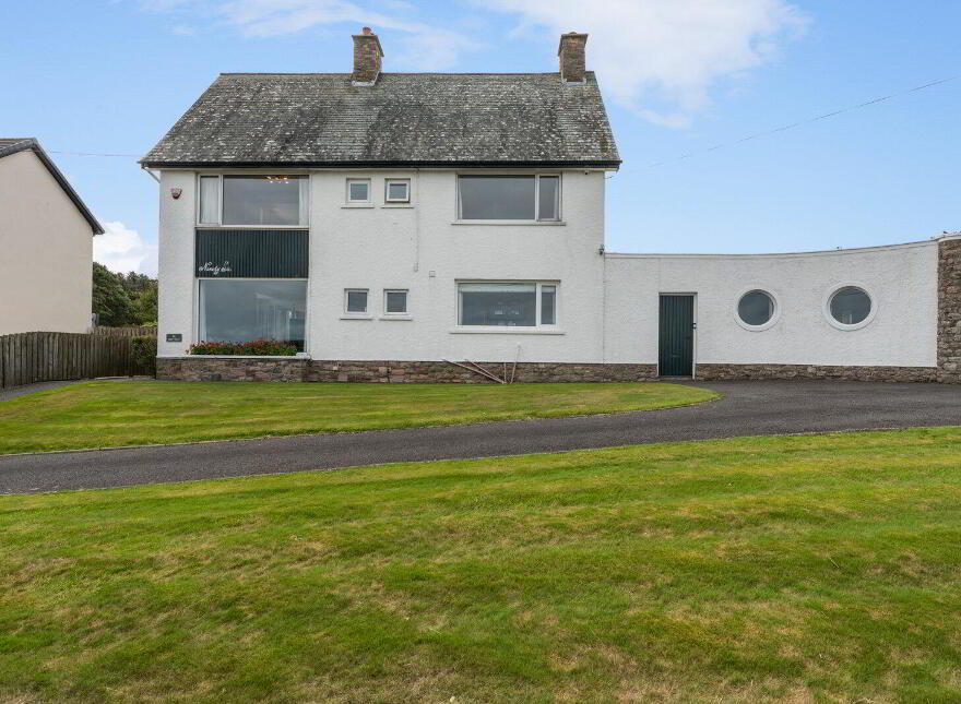 96 Warren Road, Donaghadee, BT21 0PQ