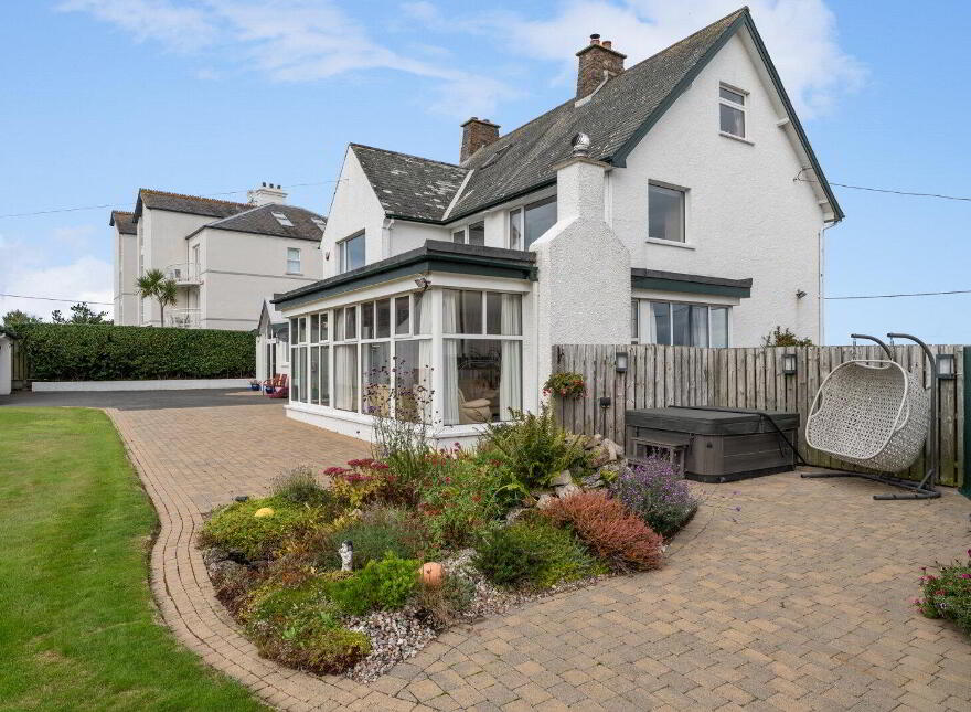 96 Warren Road, Donaghadee, BT21 0PQ
