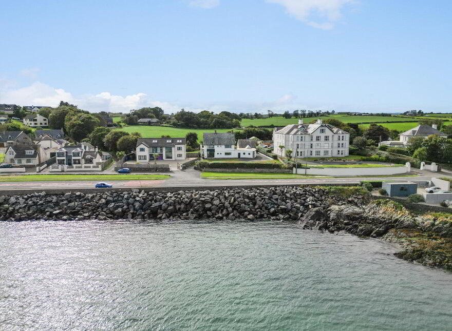 96 Warren Road, Donaghadee, BT21 0PQ