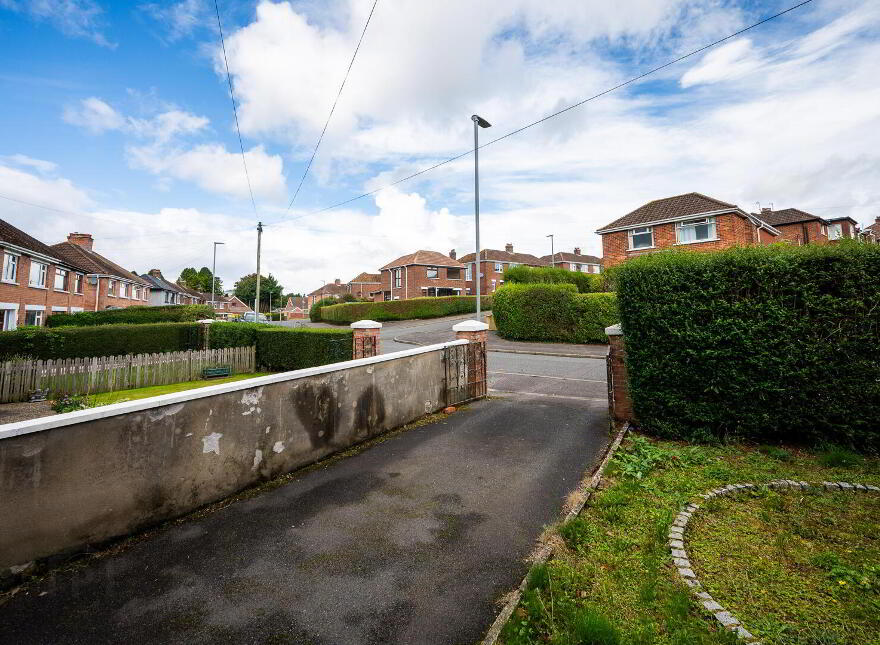 57 Cumberland Road, Dundonald, Belfast, BT16 2BA