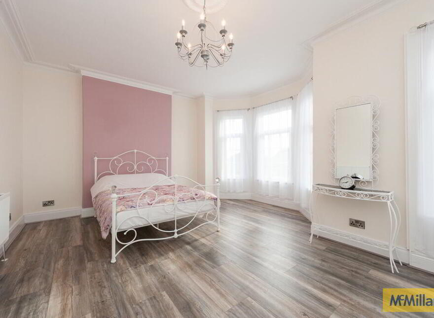 551 Oldpark Road, Belfast, BT14 6QW