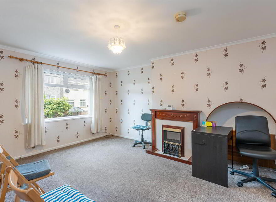 8 Park Crescent, Millisle, Newtownards, BT22 2EL