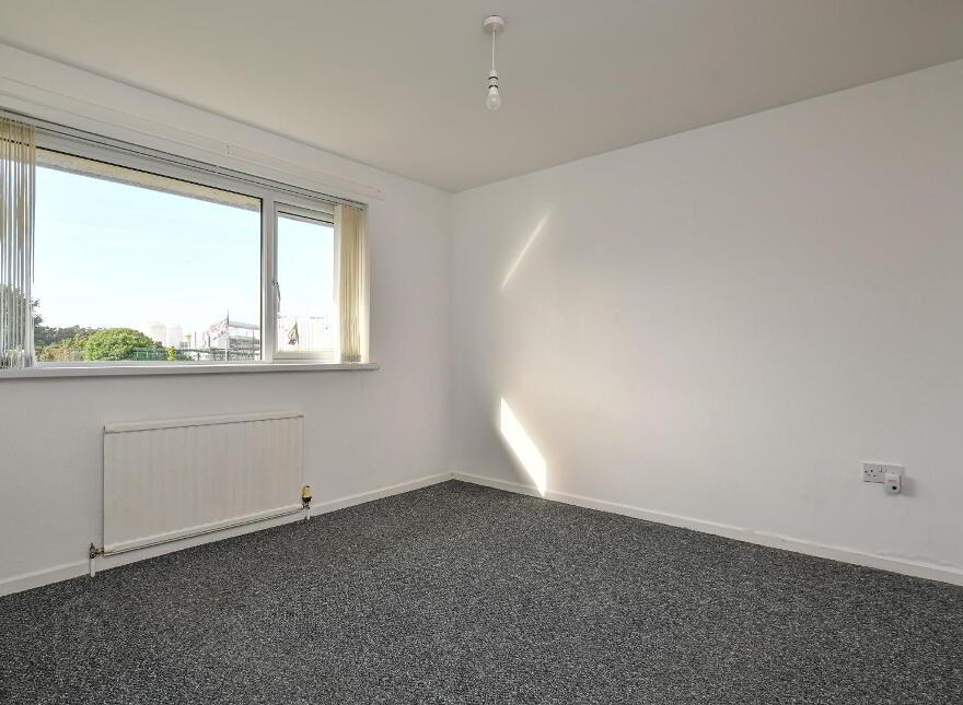 34 Ballyree Gardens, Bangor, BT19 7RN
