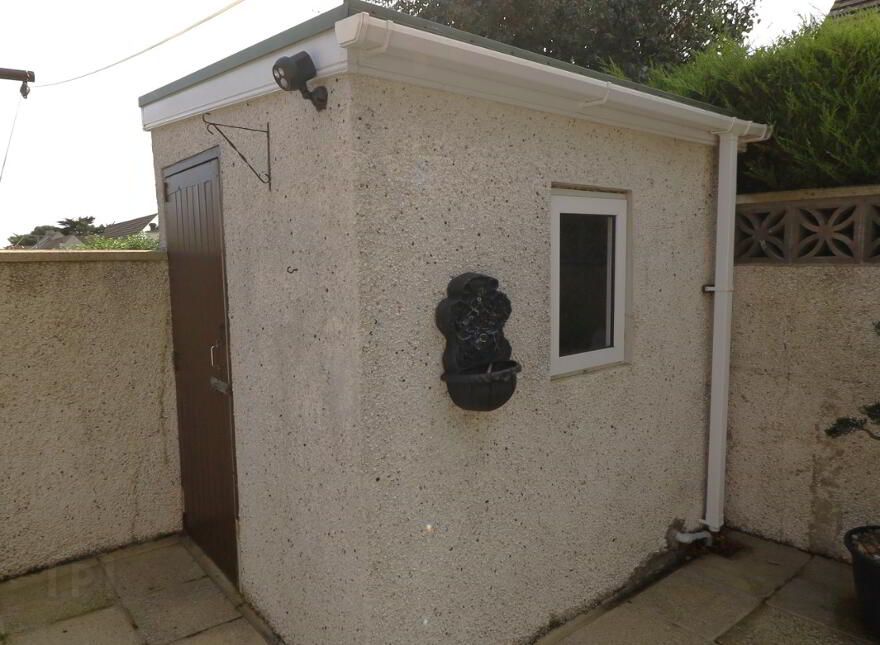 9 Irvington Park, Kilkeel, BT34 4LX
