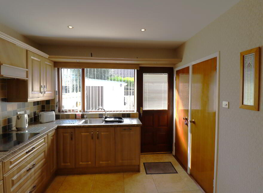 9 Irvington Park, Kilkeel, BT34 4LX