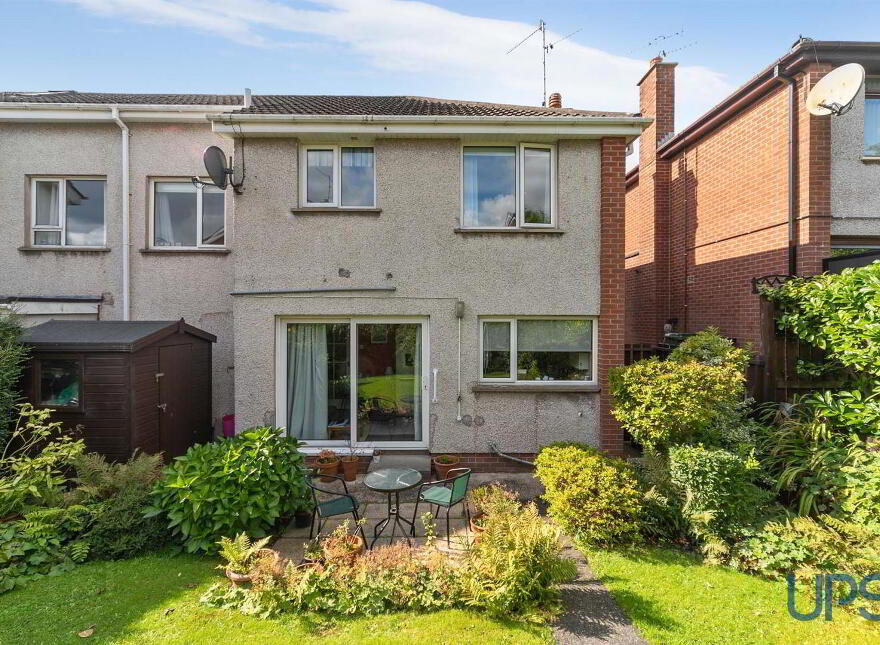 44 Cloona Park, Upper Dunmurry Lane, Belfast, BT17 0HH