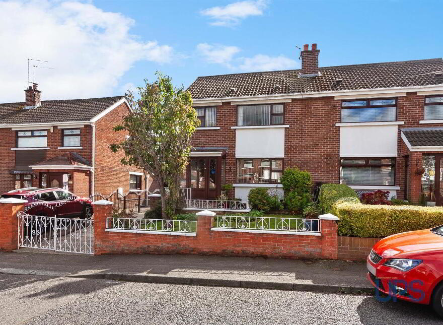 39 Willowvale Gardens, Off Stewartstown Road, Belfast, BT11 9JU