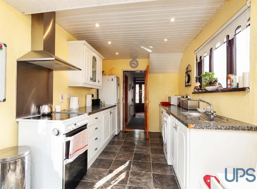 39 Willowvale Gardens, Off Stewartstown Road, Belfast, BT11 9JU