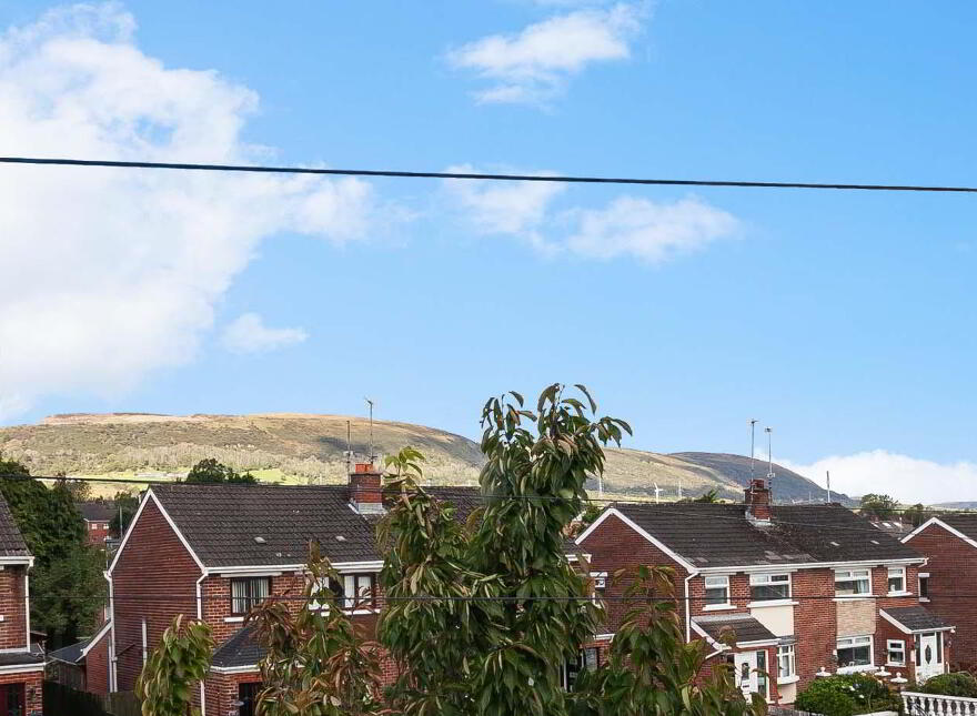 39 Willowvale Gardens, Off Stewartstown Road, Belfast, BT11 9JU