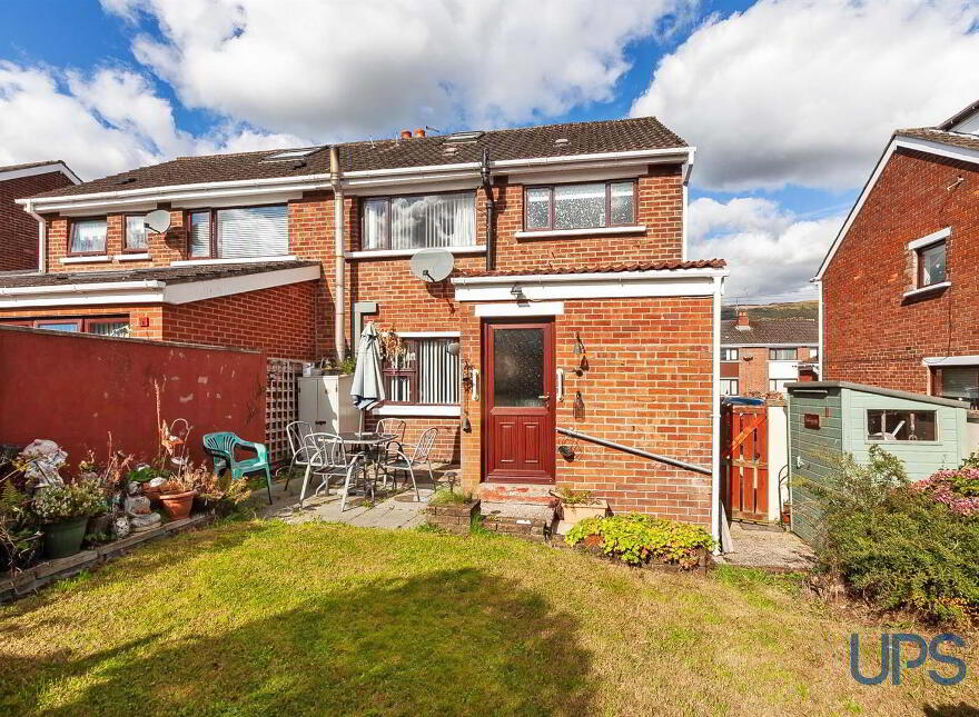 39 Willowvale Gardens, Off Stewartstown Road, Belfast, BT11 9JU