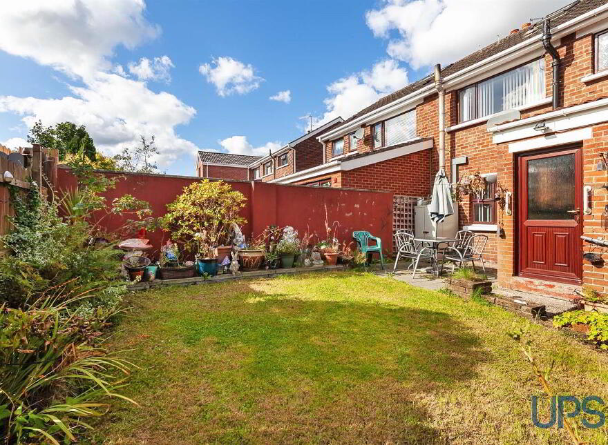 39 Willowvale Gardens, Off Stewartstown Road, Belfast, BT11 9JU