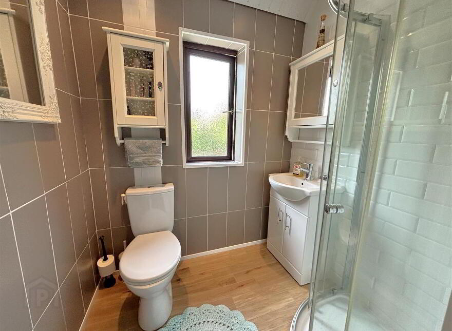60 Joanmount Park, Belfast, BT14 6PF