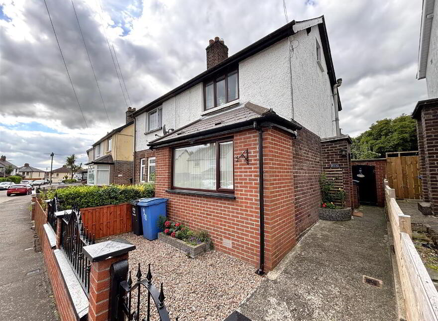 60 Joanmount Park, Belfast, BT14 6PF