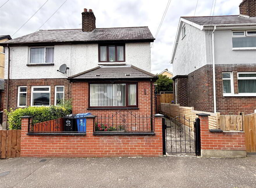 60 Joanmount Park, Belfast, BT14 6PF