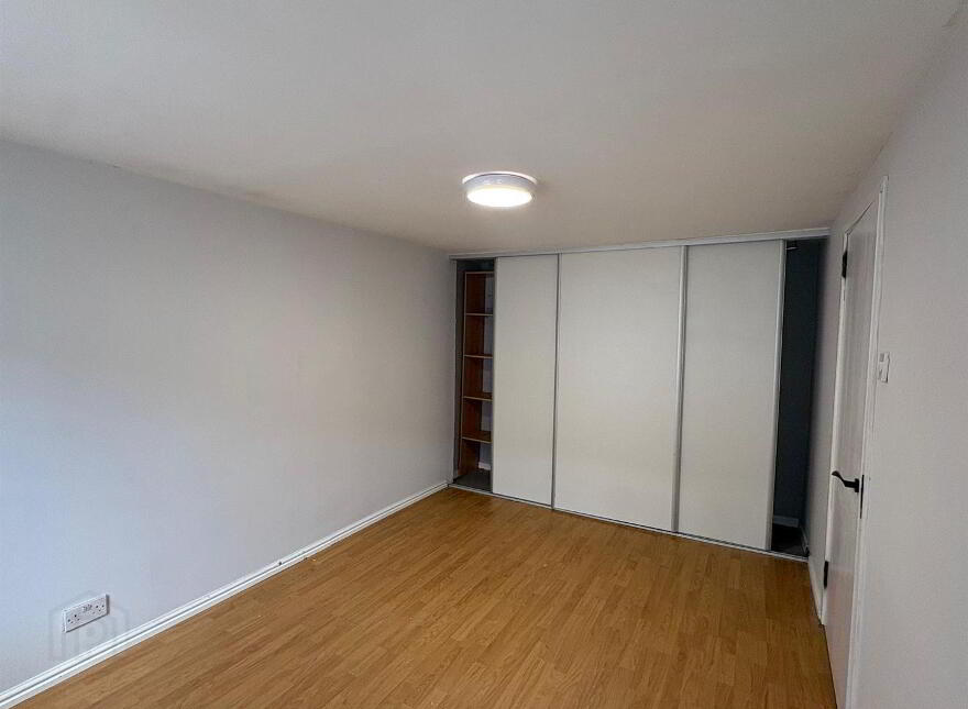 49b Castle Street, Comber, BT23 5DY