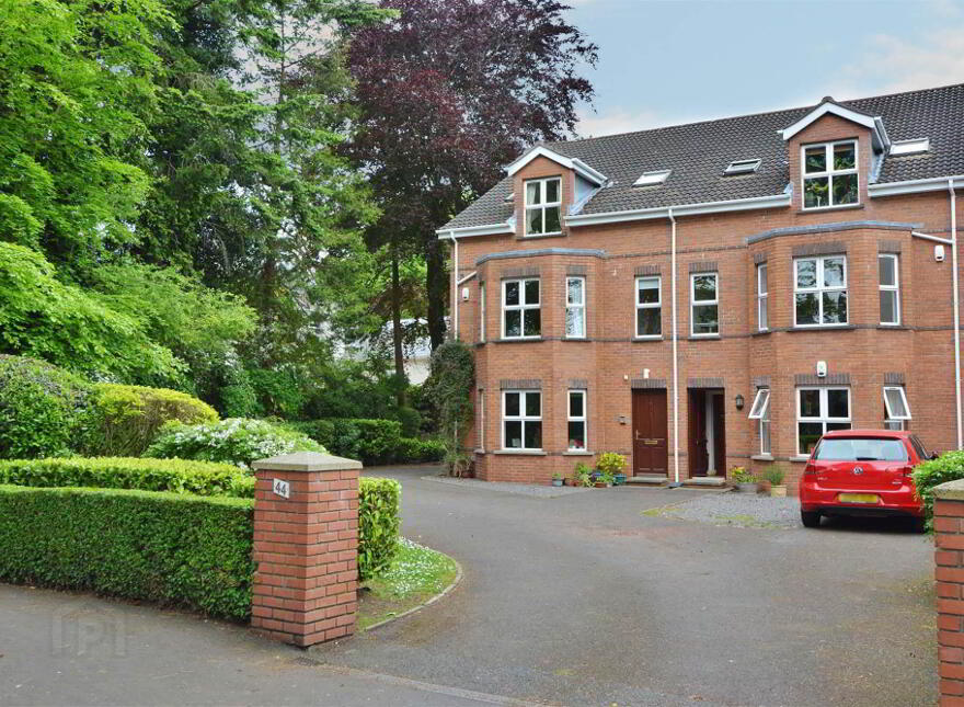 Apt 3, 44 Cyprus Avenue, Ballyhackamore, Belfast, BT5 5NT photo