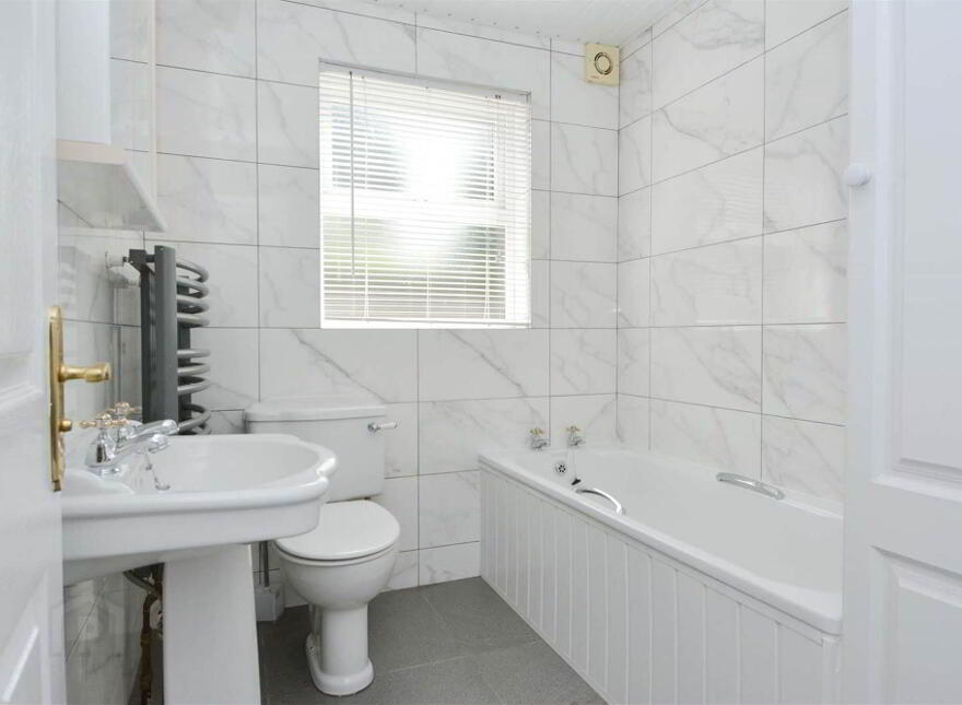 Apt 3, 44 Cyprus Avenue, Ballyhackamore, Belfast, BT5 5NT