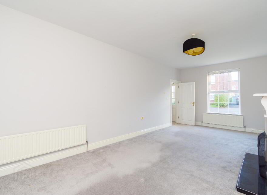 9 Hunters Chase, Lower Ballinderry, Lisburn, BT28 2BJ