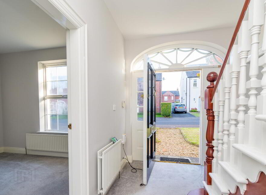 9 Hunters Chase, Lower Ballinderry, Lisburn, BT28 2BJ