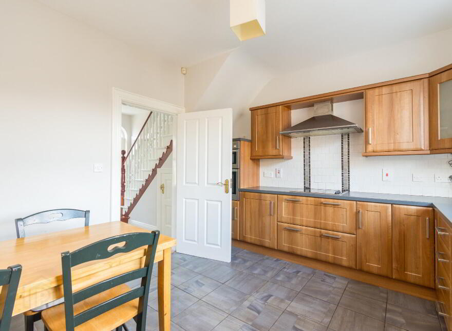 9 Hunters Chase, Lower Ballinderry, Lisburn, BT28 2BJ