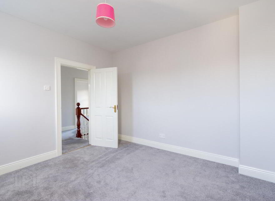 9 Hunters Chase, Lower Ballinderry, Lisburn, BT28 2BJ