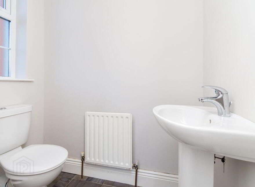 9 Hunters Chase, Lower Ballinderry, Lisburn, BT28 2BJ