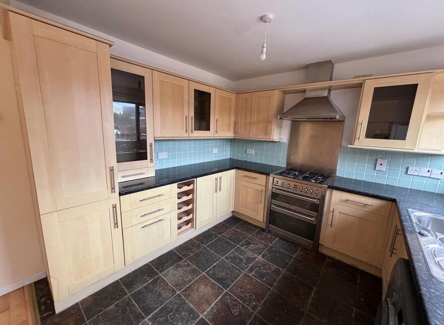 12 Demesne Grove, Moira, BT67 0DS