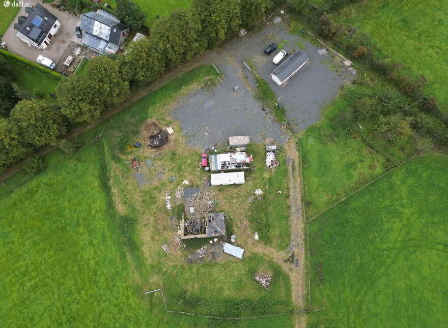 Clonkeen, Clones