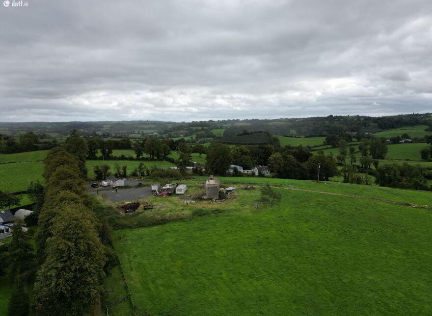 Clonkeen, Clones