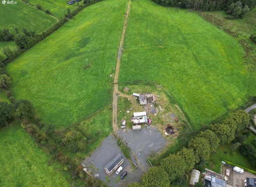 Clonkeen, Clones