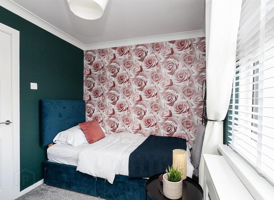 24 The Glade, Newtownabbey, BT36 5NW