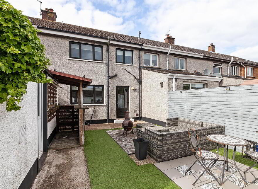 24 The Glade, Newtownabbey, BT36 5NW