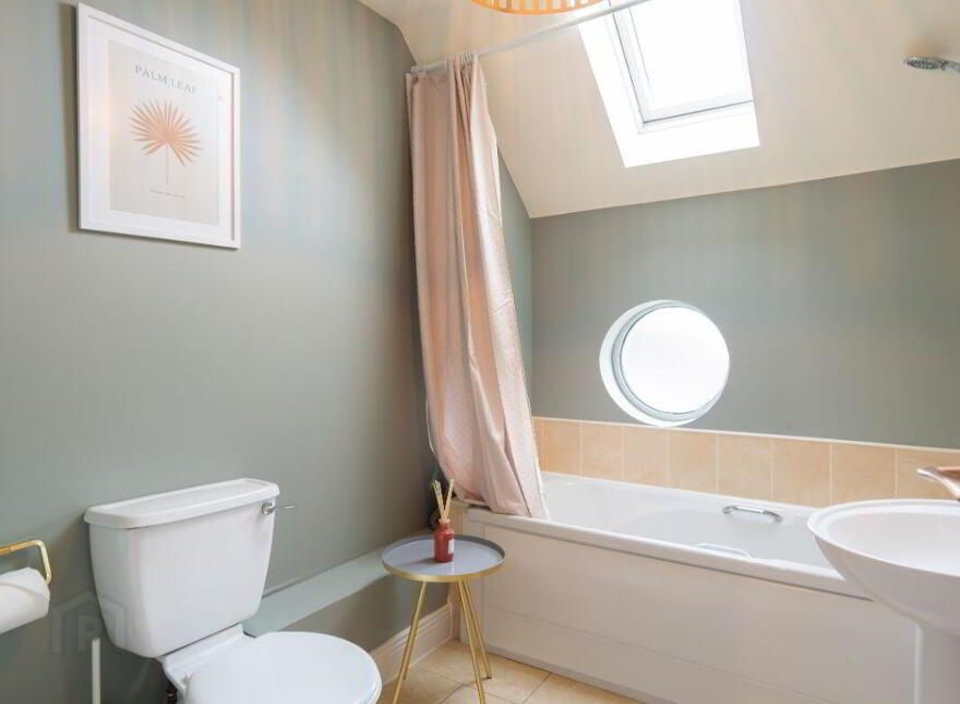 36 Cois Chnoic, Tralee, Dingle