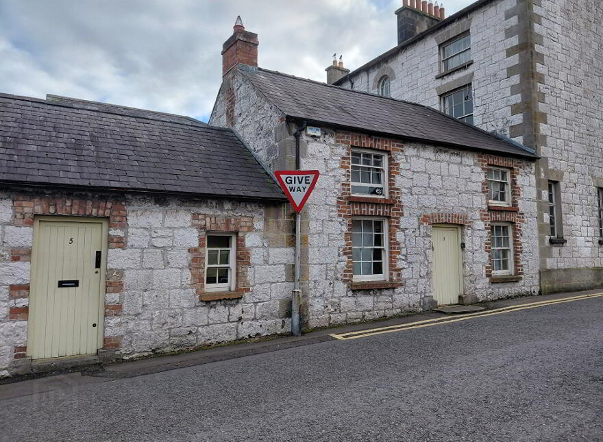 3 Market Street, Moneymore, BT45 7PE photo