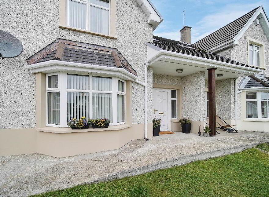 97 The Garden, Ballymacool, Letterkenny, F92H10D