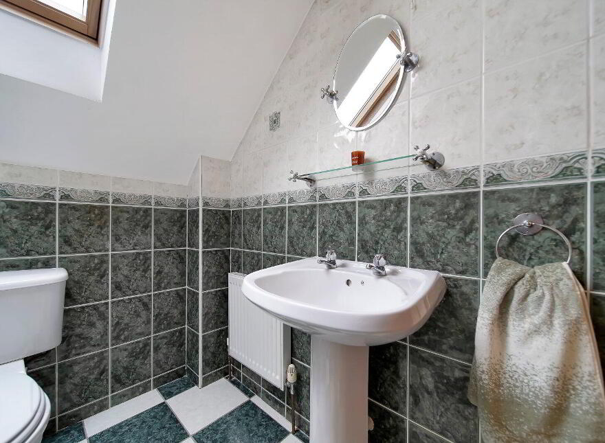 97 The Garden, Ballymacool, Letterkenny, F92H10D