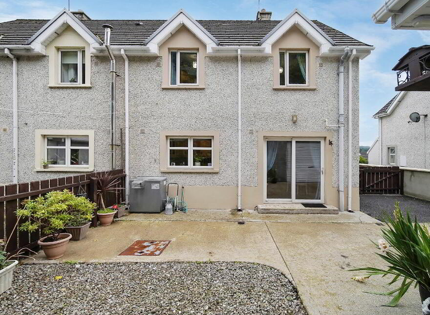 97 The Garden, Ballymacool, Letterkenny, F92H10D