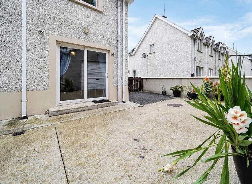 97 The Garden, Ballymacool, Letterkenny, F92H10D
