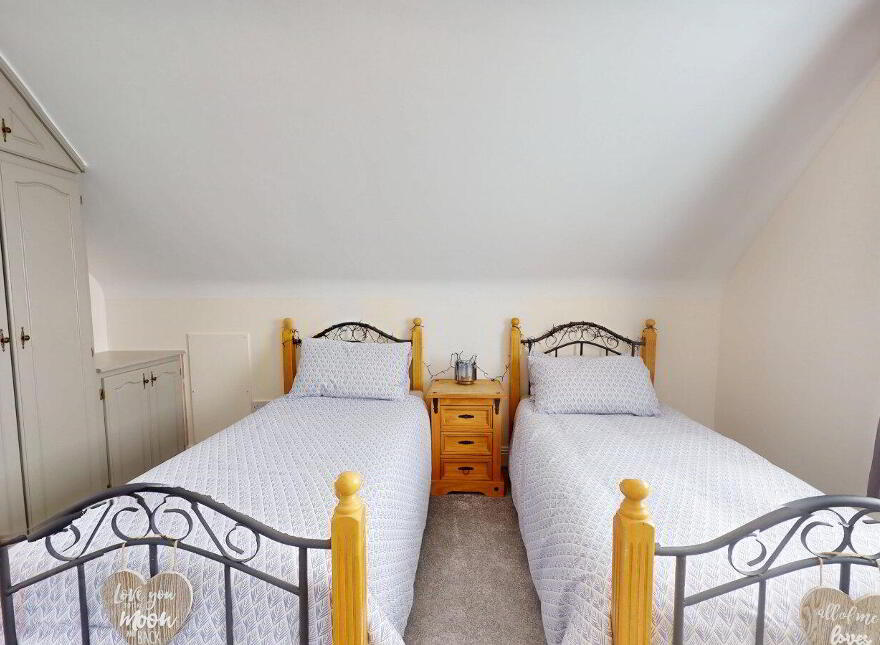 20 Seaview Court, Kilmuckridge, Wexford, Y25A786