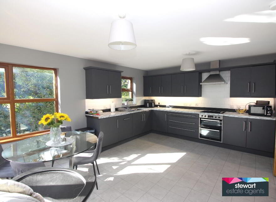 18 Crumlin Road, Ballinderry Upper, BT28 2JU