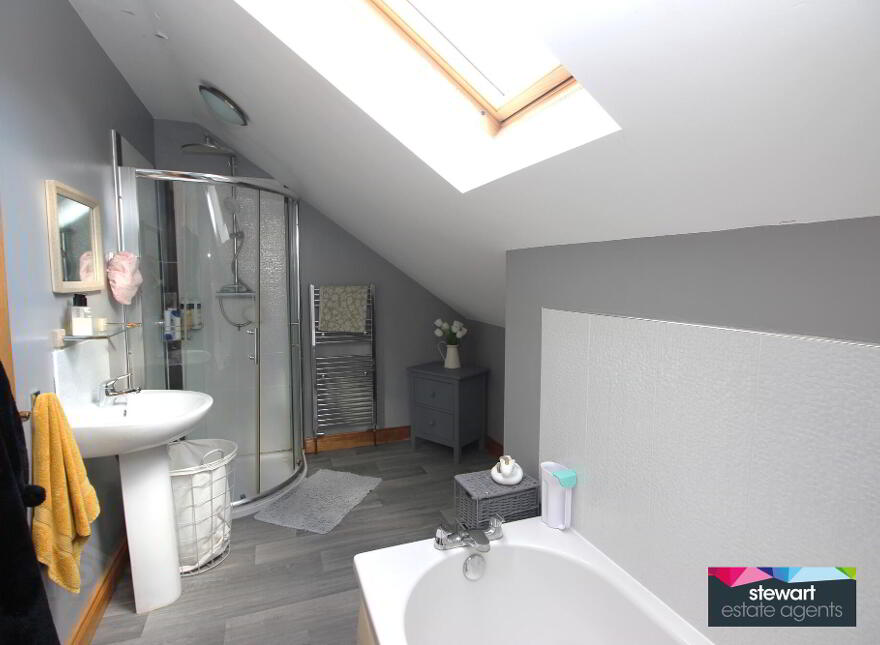 18 Crumlin Road, Ballinderry Upper, BT28 2JU