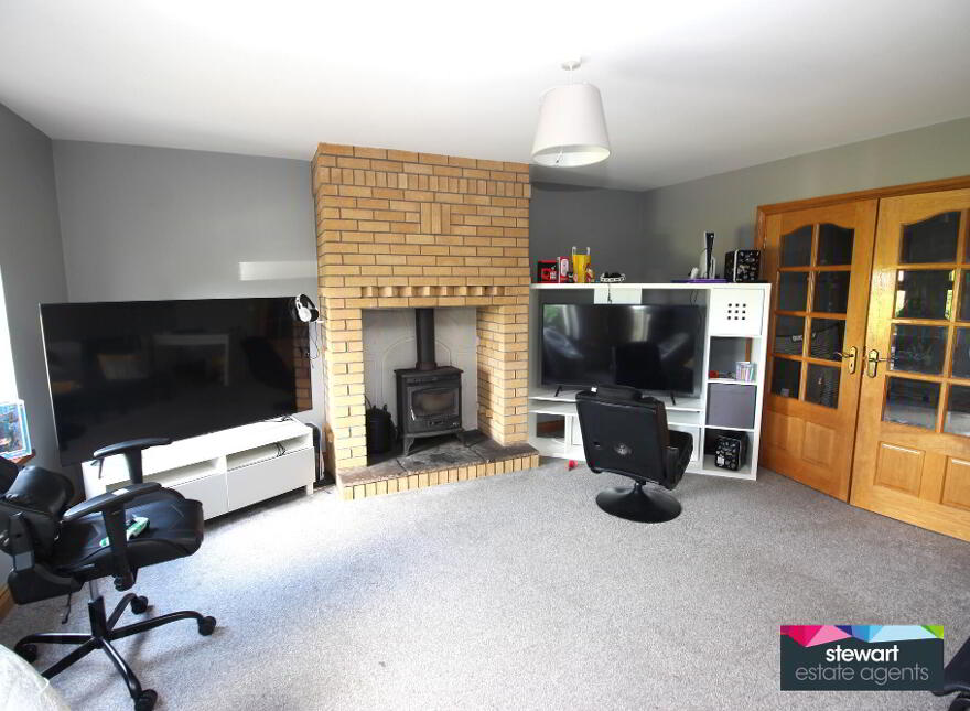 18 Crumlin Road, Ballinderry Upper, BT28 2JU
