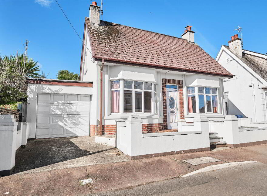 18 Morrison Park, Portrush, BT56 8HZ photo