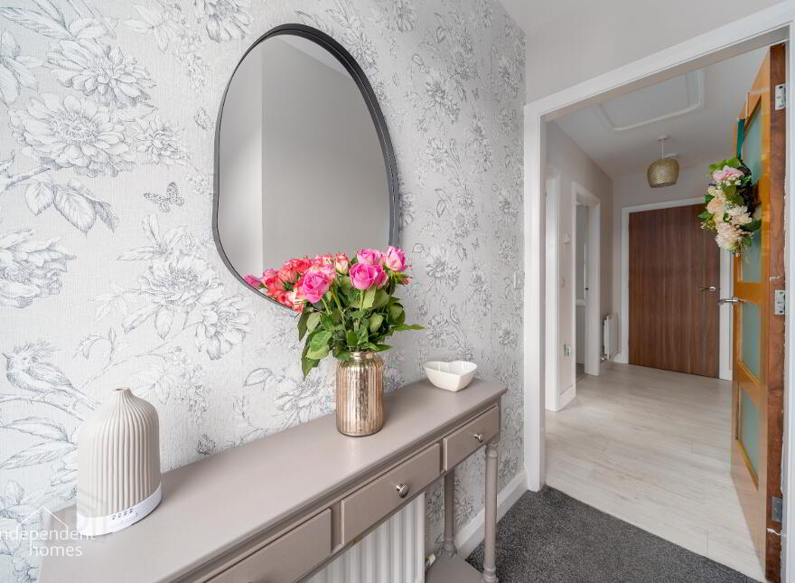 8 Barklie Grove, Larne, BT40 2UN
