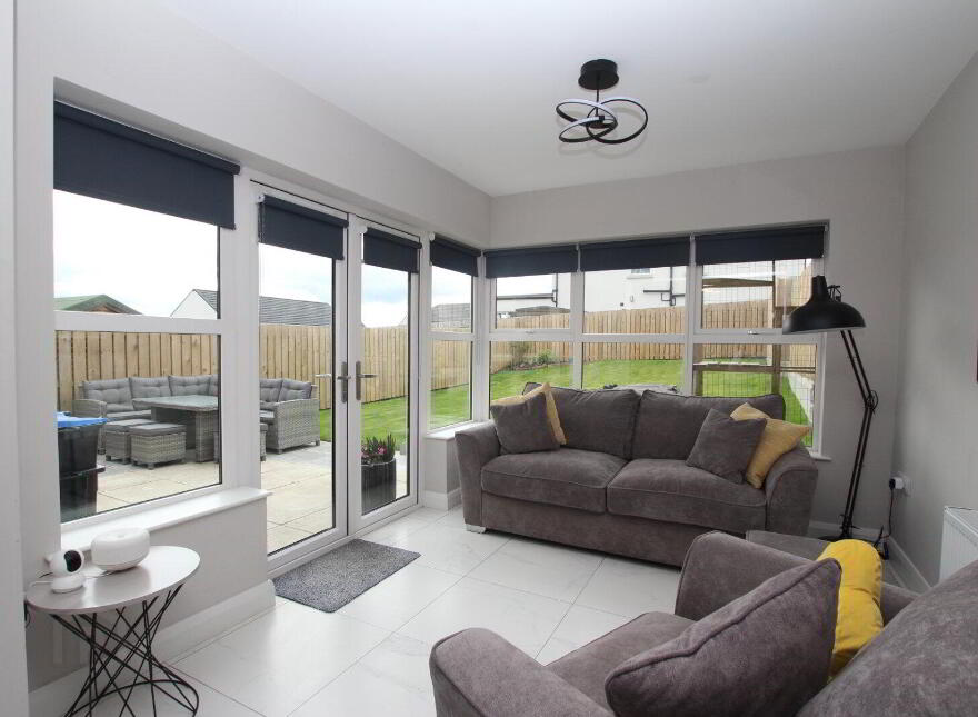 16 Rushfield Place, Ballyclare, BT39 0FR