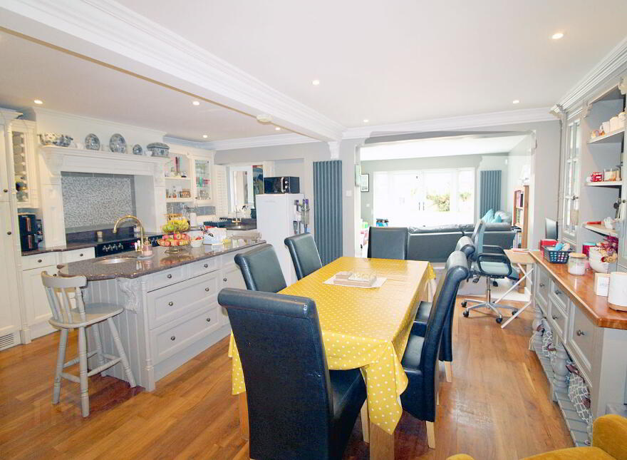 3 Priorland Grove, Dublin Road, Dundalk, A91P7R2