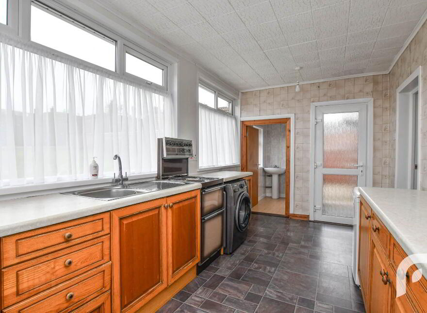 221 Glebe Road, Carnmoney, Newtownabbey, BT36 6NE