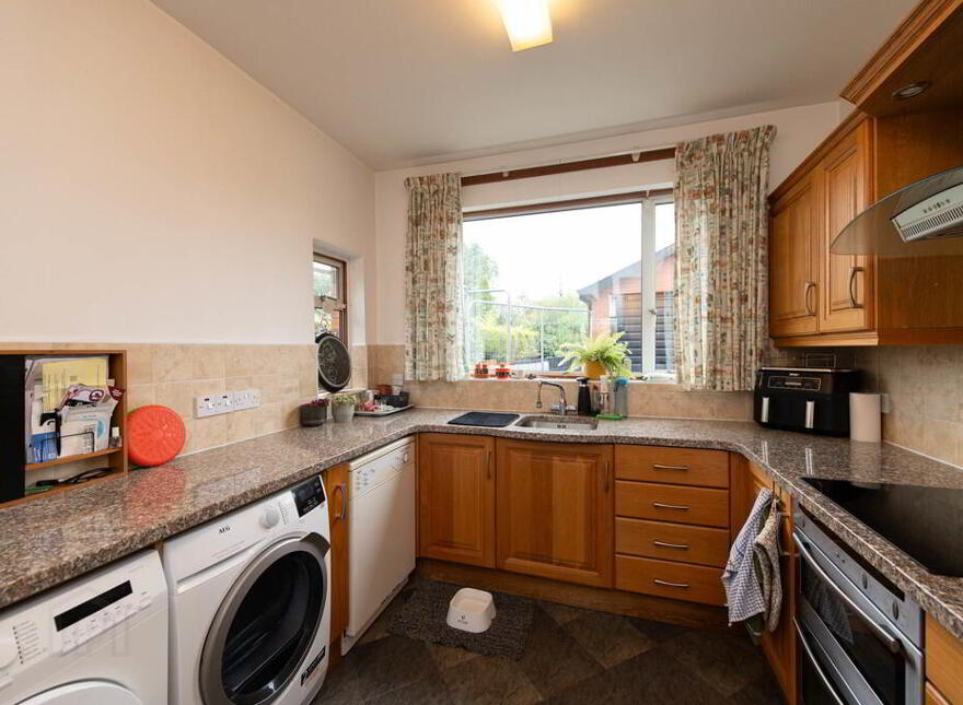 256 Holywood Road, Belfast, BT4 1SD