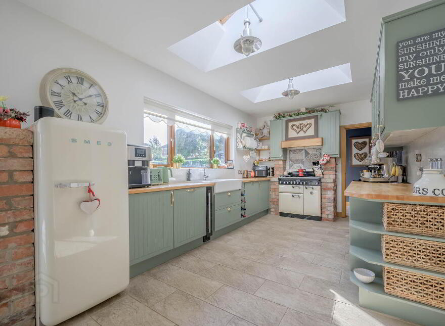 16 Gransha Road, Dundonald, Belfast, BT16 2HA
