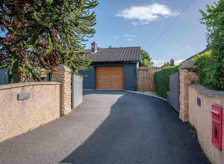 16 Gransha Road, Dundonald, Belfast, BT16 2HA
